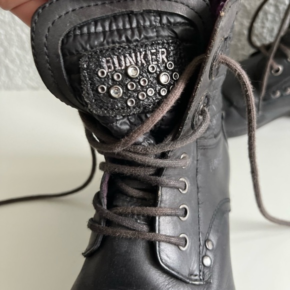 BUNKER Eur 38 Womens 7 Black Lace Up Leather Boots Purple Lining Grunge 90s Funk - Picture 8 of 12